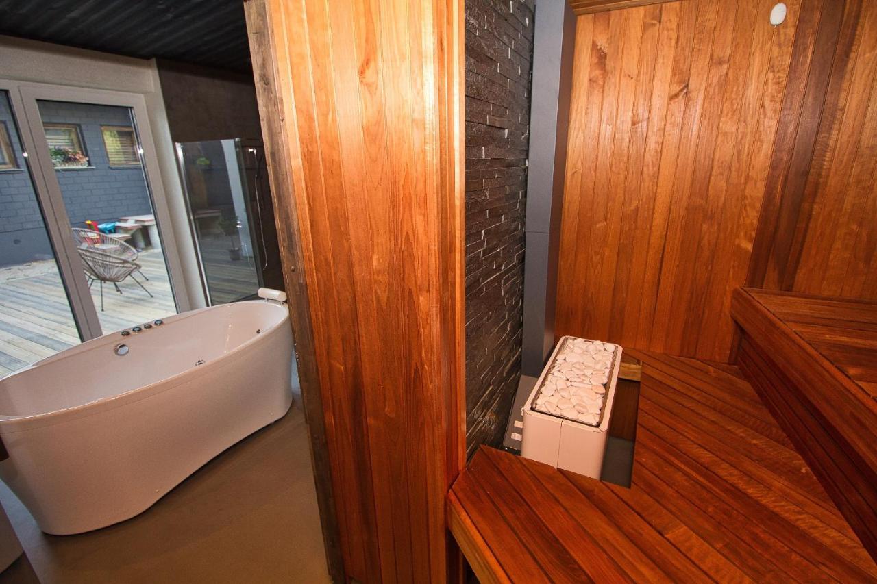 Casa Monkey Paernu With Sauna And Terrace Eksteriør bilde